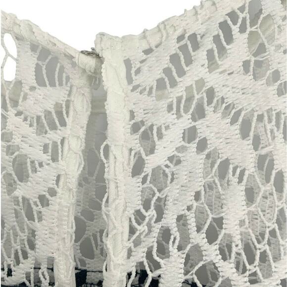 Studio One Dress Women Size 6 Embroidered Sheer Neckline Knee Length Back Zipper - Picture 8 of 10